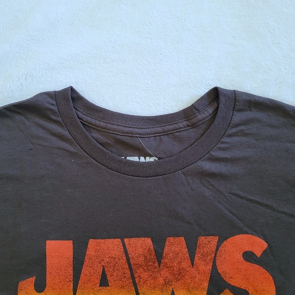 Mad😡 Engine Global🌎 LLC JAWS🦈 Graphic Tee👕 - NWOT - Picture 4 of 11